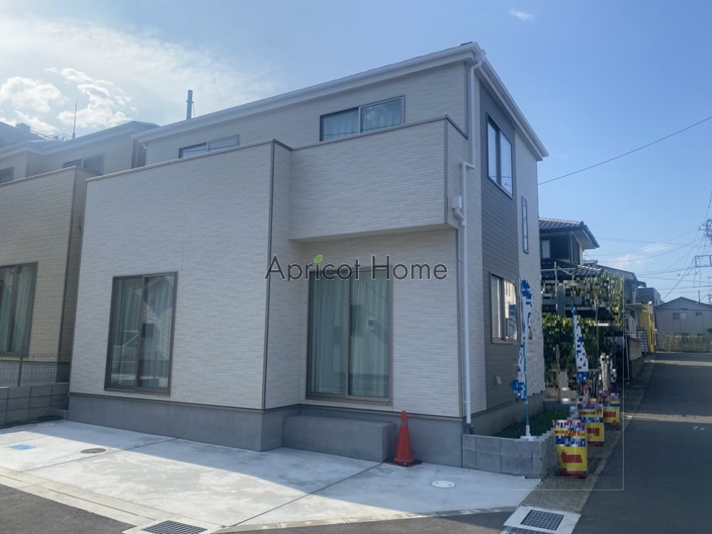 新築一戸建て